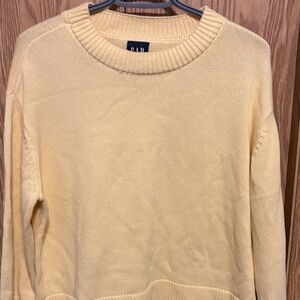GAP Pale Yellow Crewneck Sweater